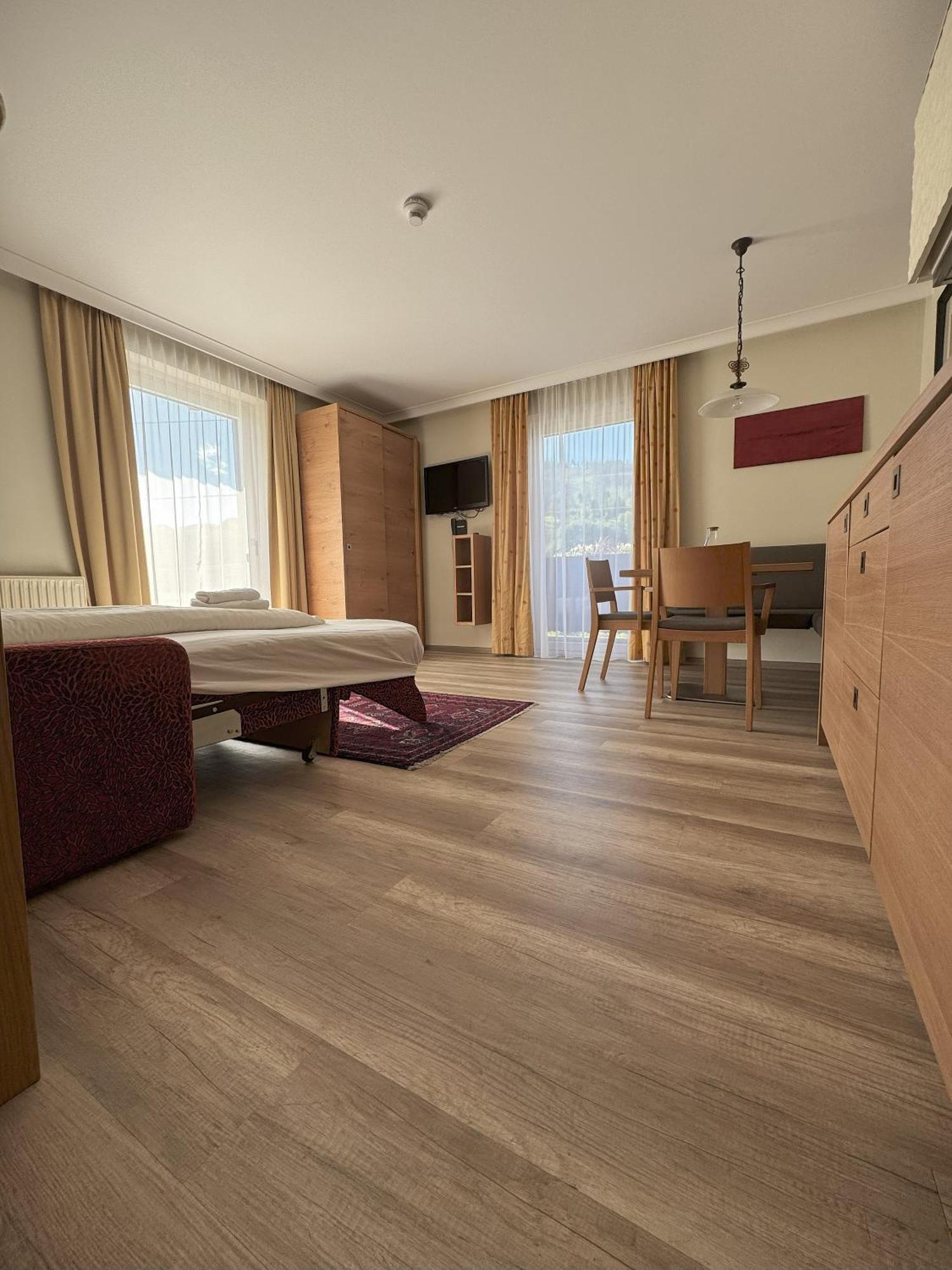 Harmls Aparthotel Флахау Экстерьер фото